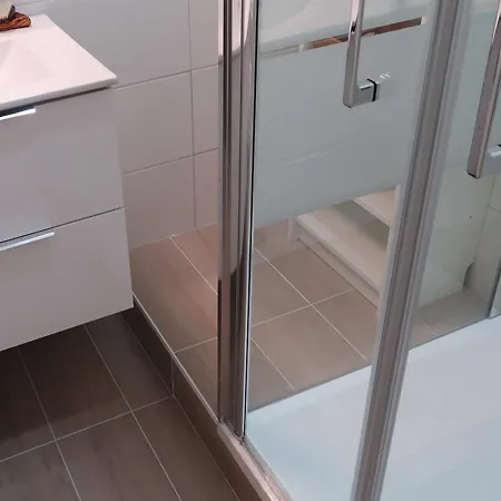 Le Balcon De - Calme, Confort, Clim, Wifi, Parking *